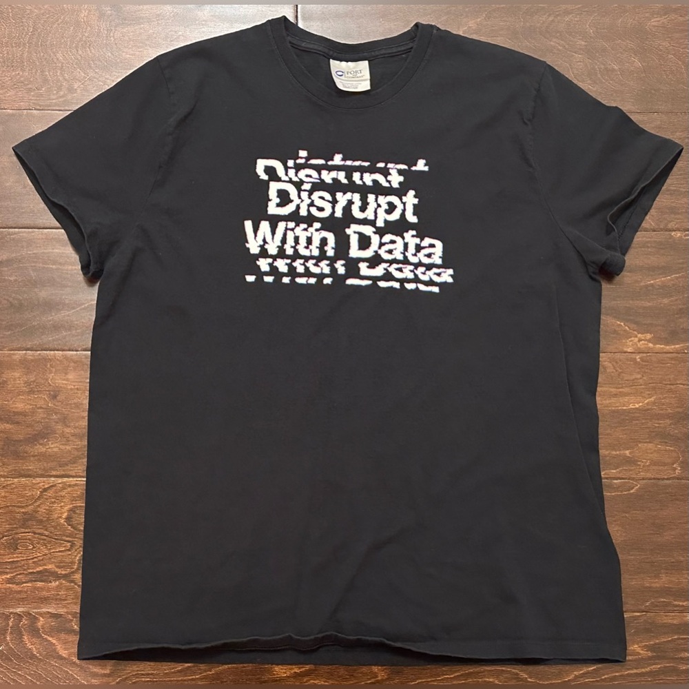 Rare Vintage Women’s Microsoft Disrupt With Data Black T-Shirt- Size Large